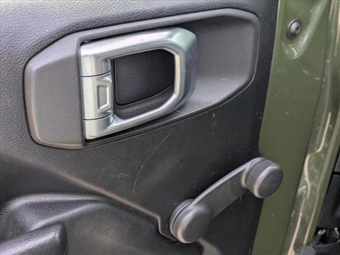 Used 2020 Jeep Wrangler Sport image 8