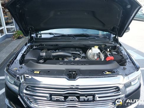 Used 2023 RAM 1500 Laramie AWD/4WD image 9