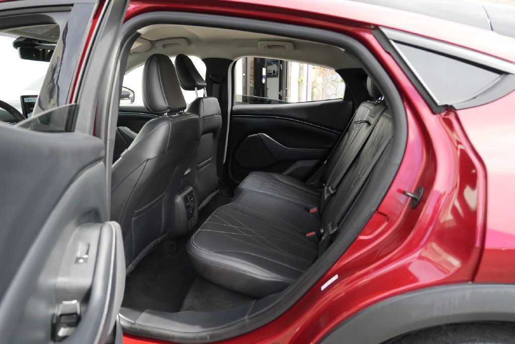 Used 2022 Ford Mustang Mach-E Select AWD/4WD image 25