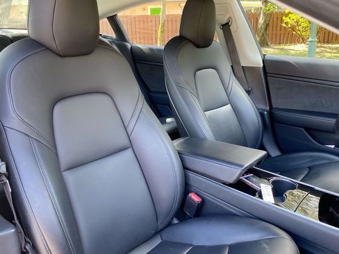 Used 2018 Tesla Model 3 Long Range image 33