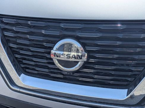 Used 2021 Nissan Rogue SV AWD/4WD image 11