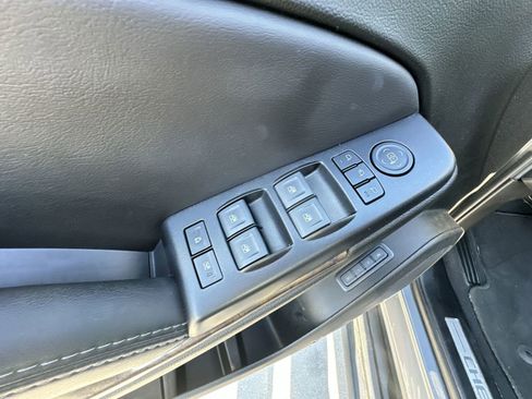 Used 2019 Chevrolet Tahoe LT image 24