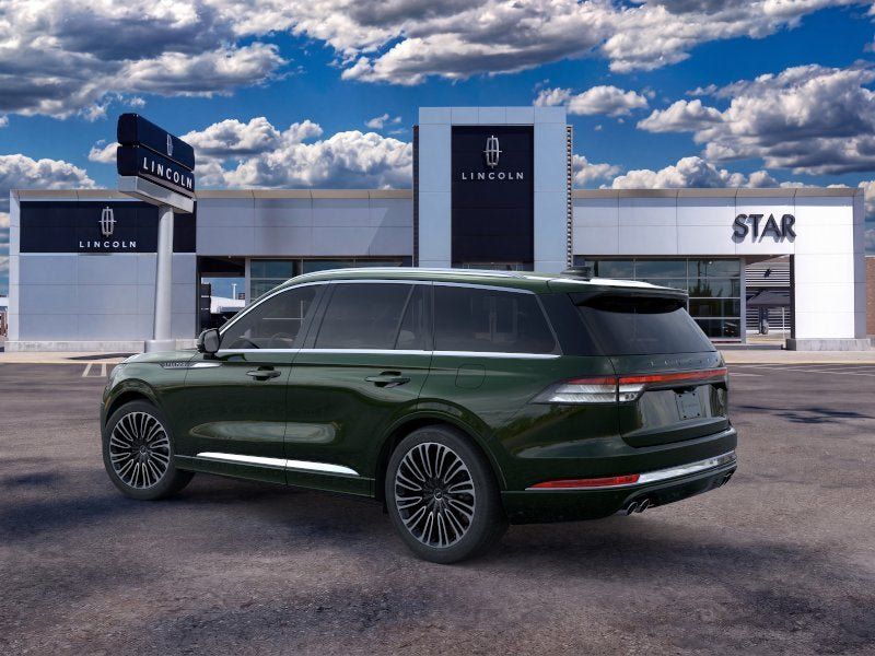 Used 2026 Lincoln Aviator Black Label AWD/4WD image 4