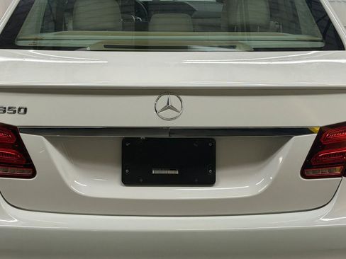 Used 2016 Mercedes-Benz E 350 Sedan w/ Premium Package image 11