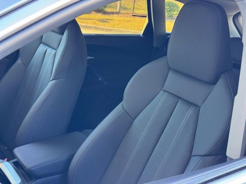 New 2025 Audi Q5 Prestige image 17