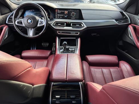 Used 2022 BMW X6 xDrive40i w/ M Sport Package image 25