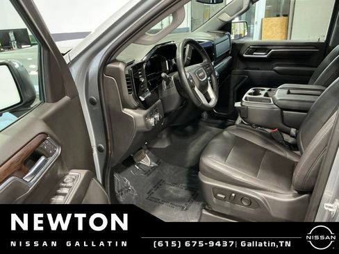 Used 2023 GMC Sierra 1500 SLT AWD/4WD image 7