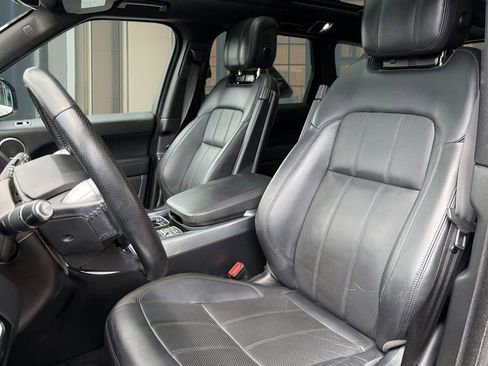Used 2019 Land Rover Range Rover Sport HSE AWD/4WD image 24