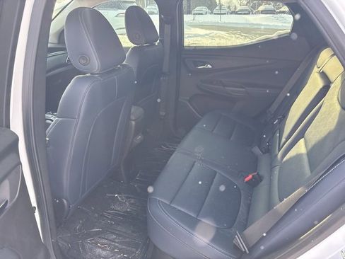 Used 2023 Chevrolet Bolt EUV LT w/ Convenience Package image 10