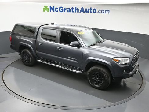 Used 2021 Toyota Tacoma SR5 w/ Technology Package AWD/4WD image 3