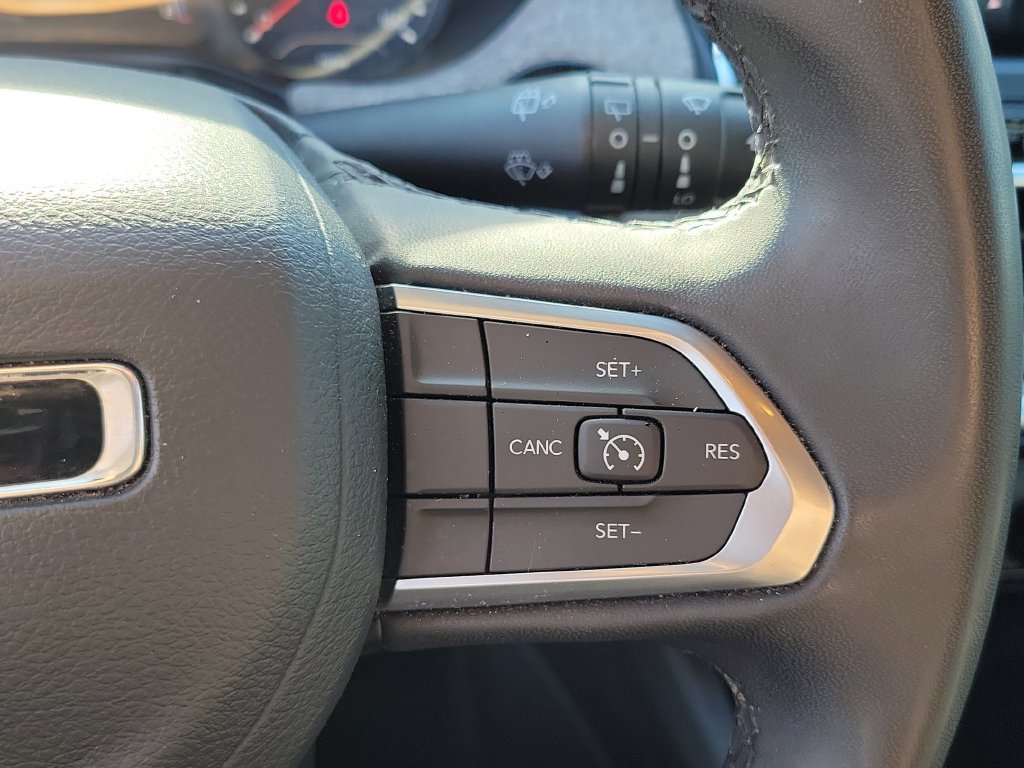 Used 2024 Jeep Compass Latitude AWD/4WD image 35