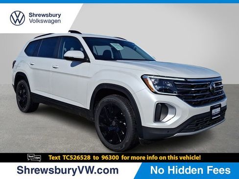 New 2026 Volkswagen Atlas SE image 1