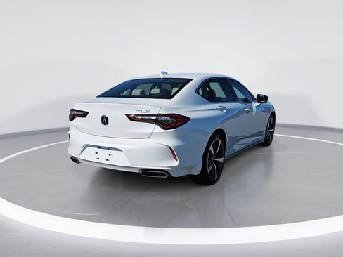 New 2025 Acura TLX w/ Technology Package image 3