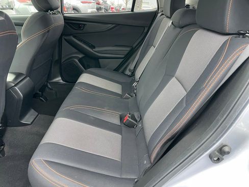 Used 2021 Subaru Crosstrek 2.0i Premium image 7