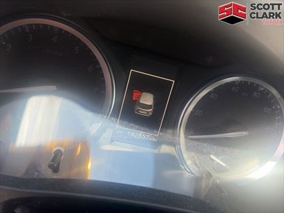 Used 2019 Toyota Highlander SE