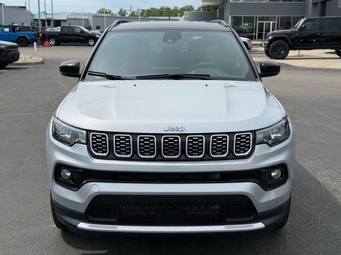 Certified 2024 Jeep Compass Limited AWD/4WD image 8