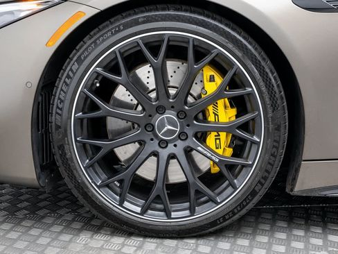 Used 2025 Mercedes-Benz SL 63 AMG 4MATIC image 8