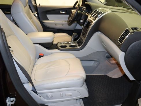 Used 2008 GMC Acadia SLT AWD/4WD image 36