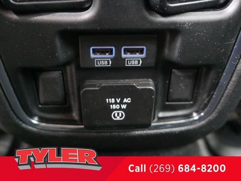 Used 2021 Jeep Grand Cherokee Limited AWD/4WD image 41