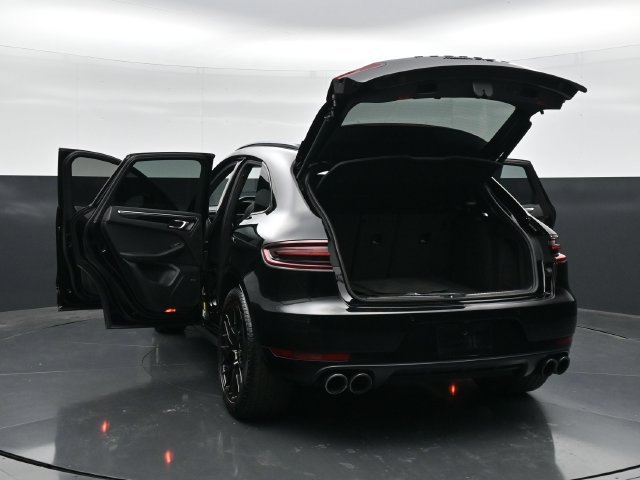 Used 2018 Porsche Macan GTS AWD/4WD image 54