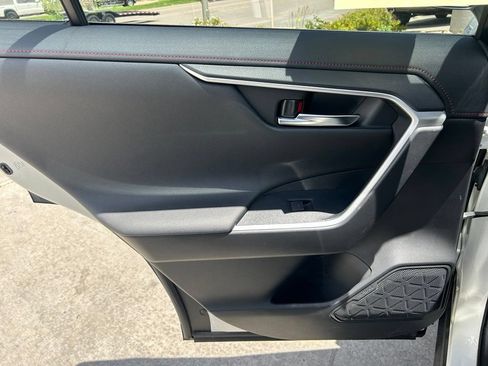 Used 2022 Toyota RAV4 XSE AWD/4WD image 24