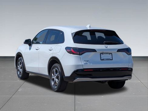 Certified 2024 Honda HR-V EX-L image 3