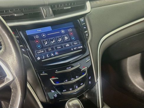 Used 2019 Cadillac XTS Luxury FWD image 16