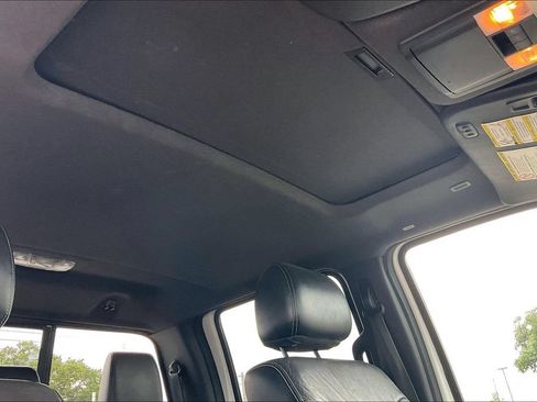 Used 2016 Ford F250 Lariat w/ Lariat Ultimate Package AWD/4WD image 28