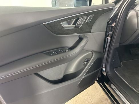 Used 2025 Audi Q7 3.0T Premium Plus w/ Premium Plus Package image 18