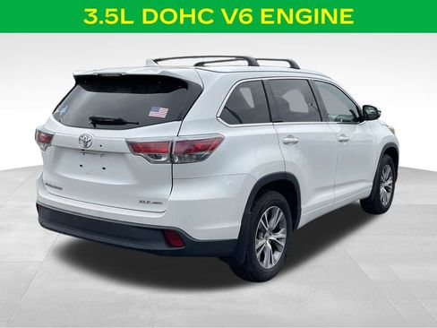 Used 2015 Toyota Highlander XLE AWD/4WD image 9