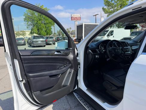 Used 2015 Mercedes-Benz ML 350 4MATIC image 9