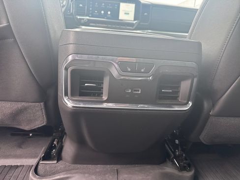 Used 2025 Chevrolet Silverado 1500 LTZ w/ Technology Package AWD/4WD image 33