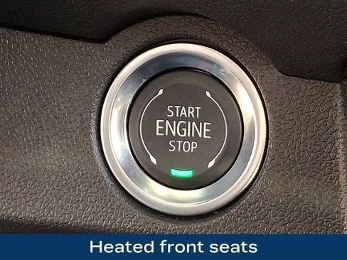 Used 2025 Chevrolet Traverse RS image 38