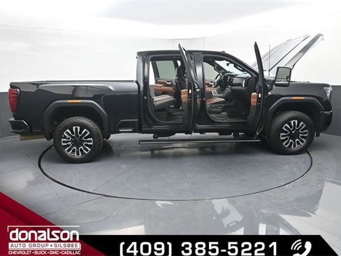 Used 2025 GMC Sierra 2500 Denali Ultimate w/ Max Trailering Package image 20