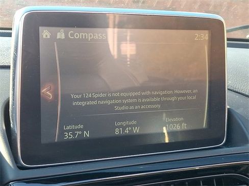 Used 2019 FIAT 124 Spider Lusso w/ Navigation & Sound Group image 16