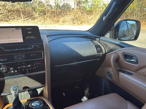 Used 2023 INFINITI QX80 Sensory w/ Cargo Package image 17