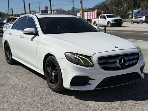 Used 2017 Mercedes-Benz E 300 4MATIC image 9