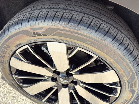 New 2026 Mitsubishi Outlander SEL AWD/4WD image 12