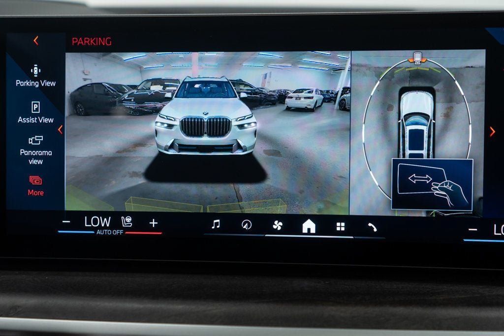 Used 2025 BMW X7 xDrive40i AWD/4WD image 31