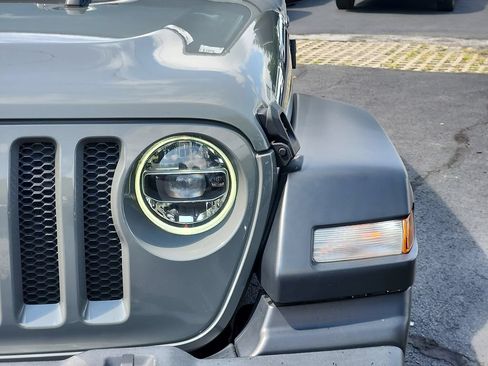 Used 2021 Jeep Wrangler Unlimited Sport AWD/4WD image 15