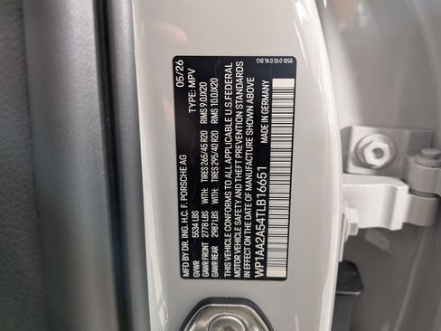 New 2026 Porsche Macan Turbo AWD/4WD image 28