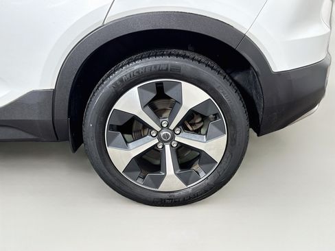 Used 2024 Volvo XC40 B5 Core w/ Climate Package AWD/4WD image 28