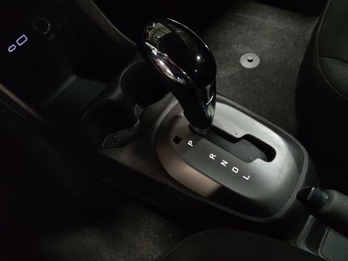 Used 2022 Chevrolet Spark LT image 26