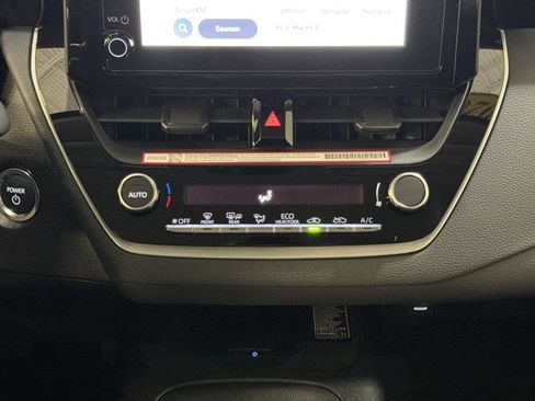 Used 2026 Toyota Corolla LE w/ LE Premium Package image 32