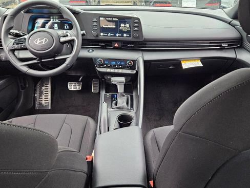 New 2026 Hyundai Elantra Sport FWD image 8