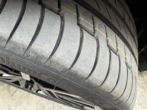 New 2026 BMW X6 xDrive40i w/ Executive Package image 30