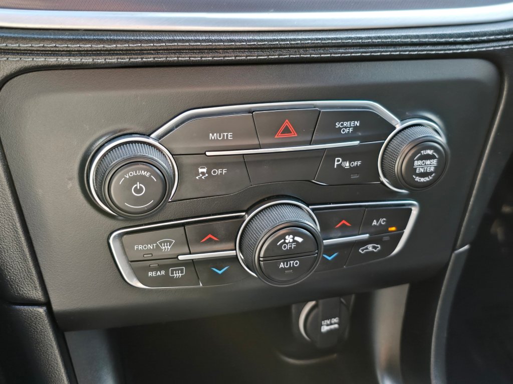 Used 2020 Dodge Charger SXT w/ Plus Group RWD image 11