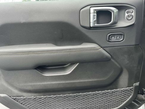 New 2025 Jeep Wrangler Sahara w/ Safety Group AWD/4WD image 26