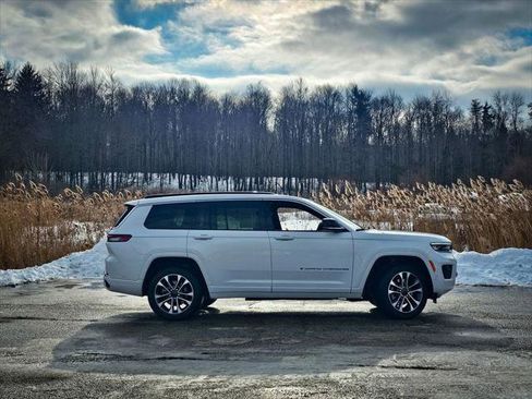 Certified 2024 Jeep Grand Cherokee L Overland w/ Advanced Protech Group III image 3