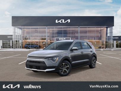 New 2025 Kia Niro EX